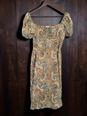 Olive Paisley Puff-Sleeve Midi Dress